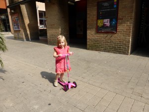 Moi sur ma trottinette !