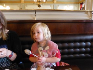 Alors, ça vient cette glace ?